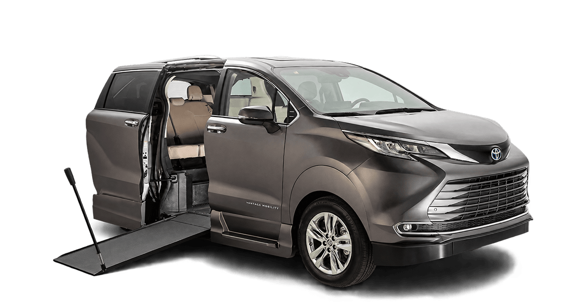 Toyota Sienna Northstar E side-entry conversion